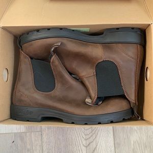 Men’s Blundstone 550 Chelsea boot in Antique Brown size 10.5 US/9.5 AUS